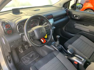 Voertuigafbeelding 7