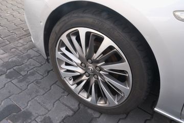 Voertuigafbeelding 9