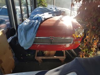 MG B -  - Polisa Lease