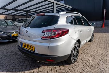 Voertuigafbeelding 9