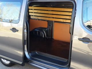 Voertuigafbeelding 13