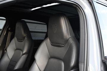 Voertuigafbeelding 23