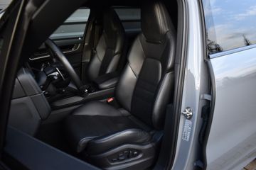 Voertuigafbeelding 5