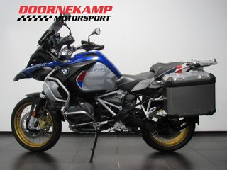 Voertuigafbeelding 3