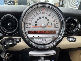 Voertuigafbeelding 44