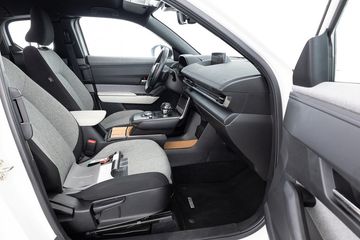 Voertuigafbeelding 4