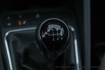 Voertuigafbeelding 36