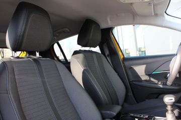 Voertuigafbeelding 3