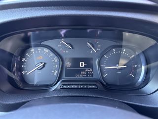 Voertuigafbeelding 11