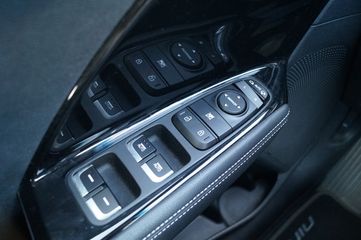 Voertuigafbeelding 16