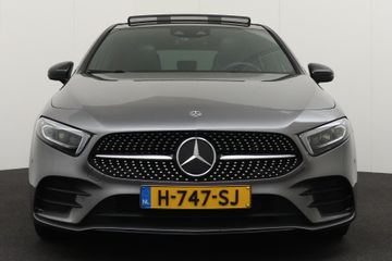 Voertuigafbeelding 2