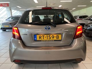 Voertuigafbeelding 4