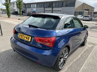 Voertuigafbeelding 4