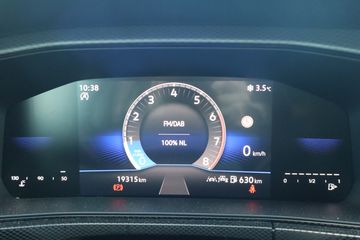 Voertuigafbeelding 8