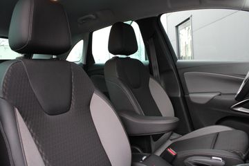 Voertuigafbeelding 3