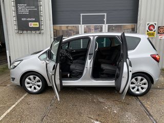 Voertuigafbeelding 4