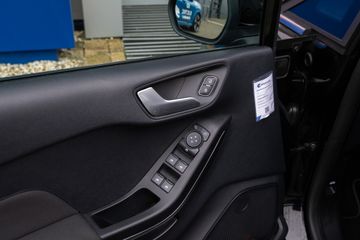 Voertuigafbeelding 12