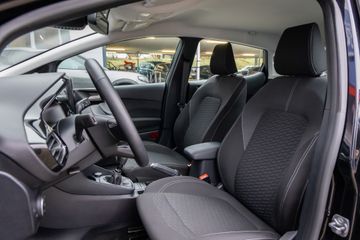 Voertuigafbeelding 9