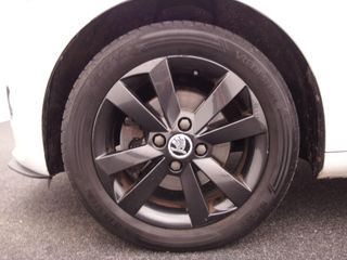 Voertuigafbeelding 4