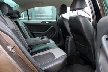 Voertuigafbeelding 15