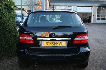 Voertuigafbeelding 4