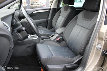 Voertuigafbeelding 8