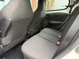 Voertuigafbeelding 19