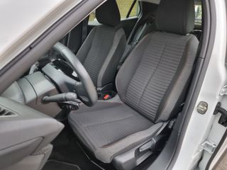 Voertuigafbeelding 12