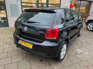 Voertuigafbeelding 6