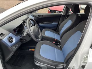 Voertuigafbeelding 8