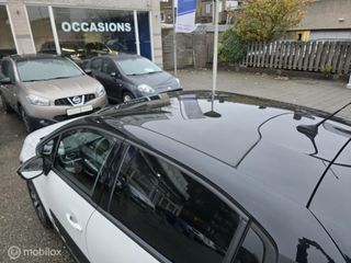 Voertuigafbeelding 8