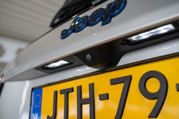 Voertuigafbeelding 8