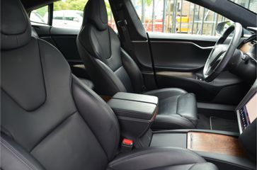 Voertuigafbeelding 1