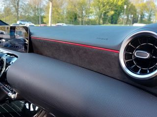 Voertuigafbeelding 32