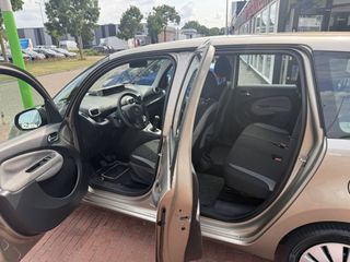 Voertuigafbeelding 72