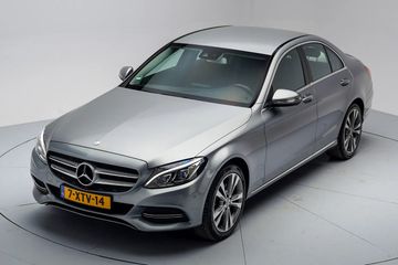 Voertuigafbeelding 9