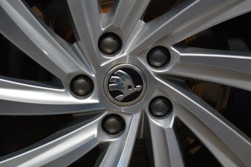 Voertuigafbeelding 74