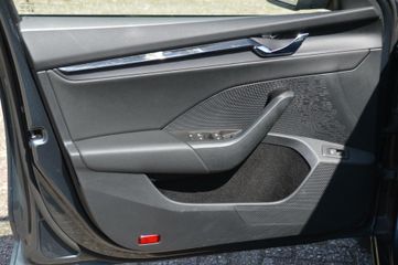 Voertuigafbeelding 96