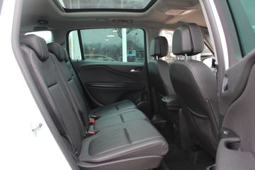 Voertuigafbeelding 11