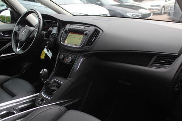 Voertuigafbeelding 12