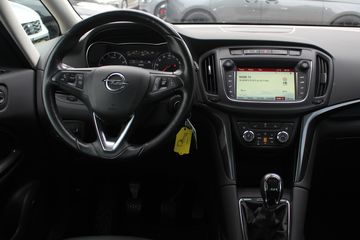 Voertuigafbeelding 8