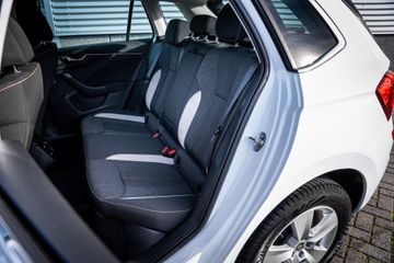 Voertuigafbeelding 8