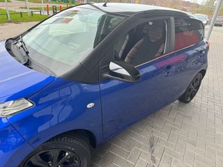 Voertuigafbeelding 28