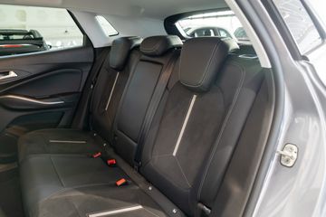 Voertuigafbeelding 12