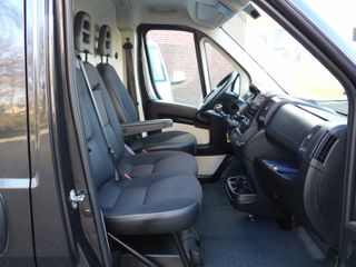 Voertuigafbeelding 9