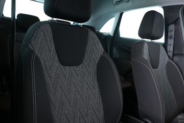 Voertuigafbeelding 4