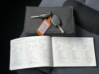 Voertuigafbeelding 12