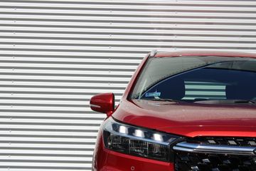 Voertuigafbeelding 12