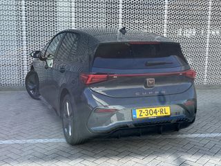 Voertuigafbeelding 8