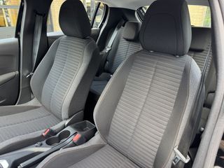 Voertuigafbeelding 4